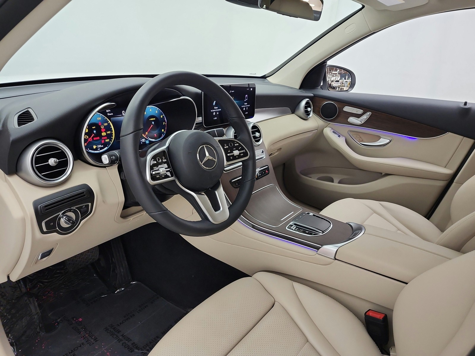Used 2022 Polar White Mercedes-Benz GLC 300 SUV image 12