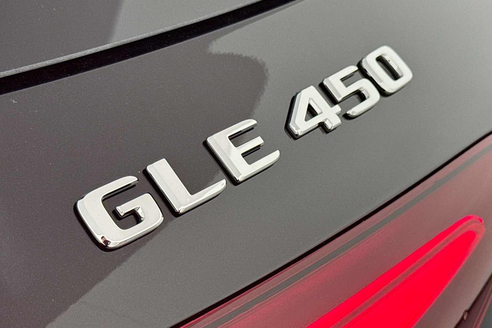 New 2026 Obsidian Black Metallic Mercedes-Benz GLE 450 4MATIC® SUV image 8