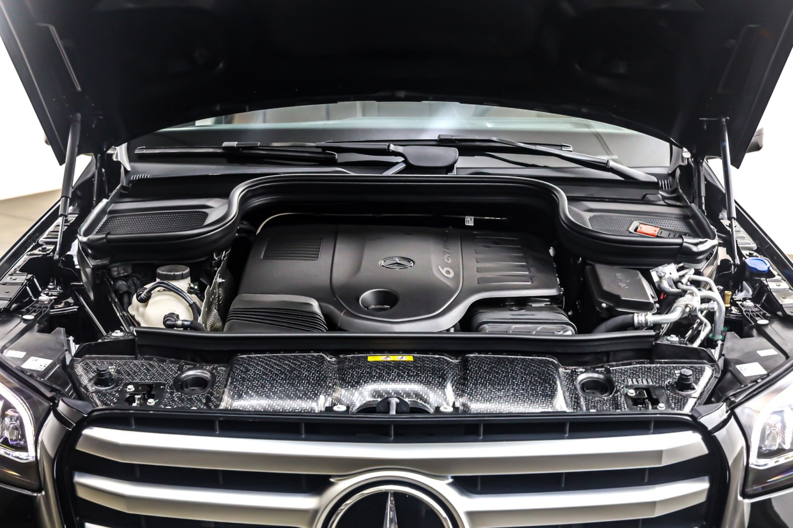 New 2026 Obsidian Black Metallic Mercedes-Benz GLS 450 4MATIC® SUV image 13