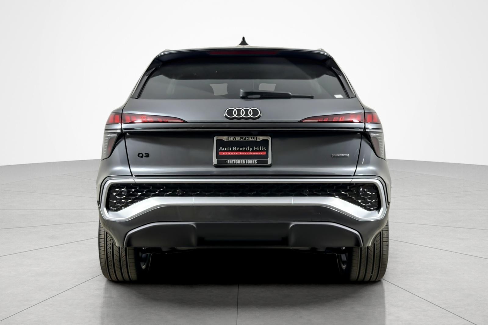 New 2026 Daytona Gray Pearl Effect Audi S line quattro image 5