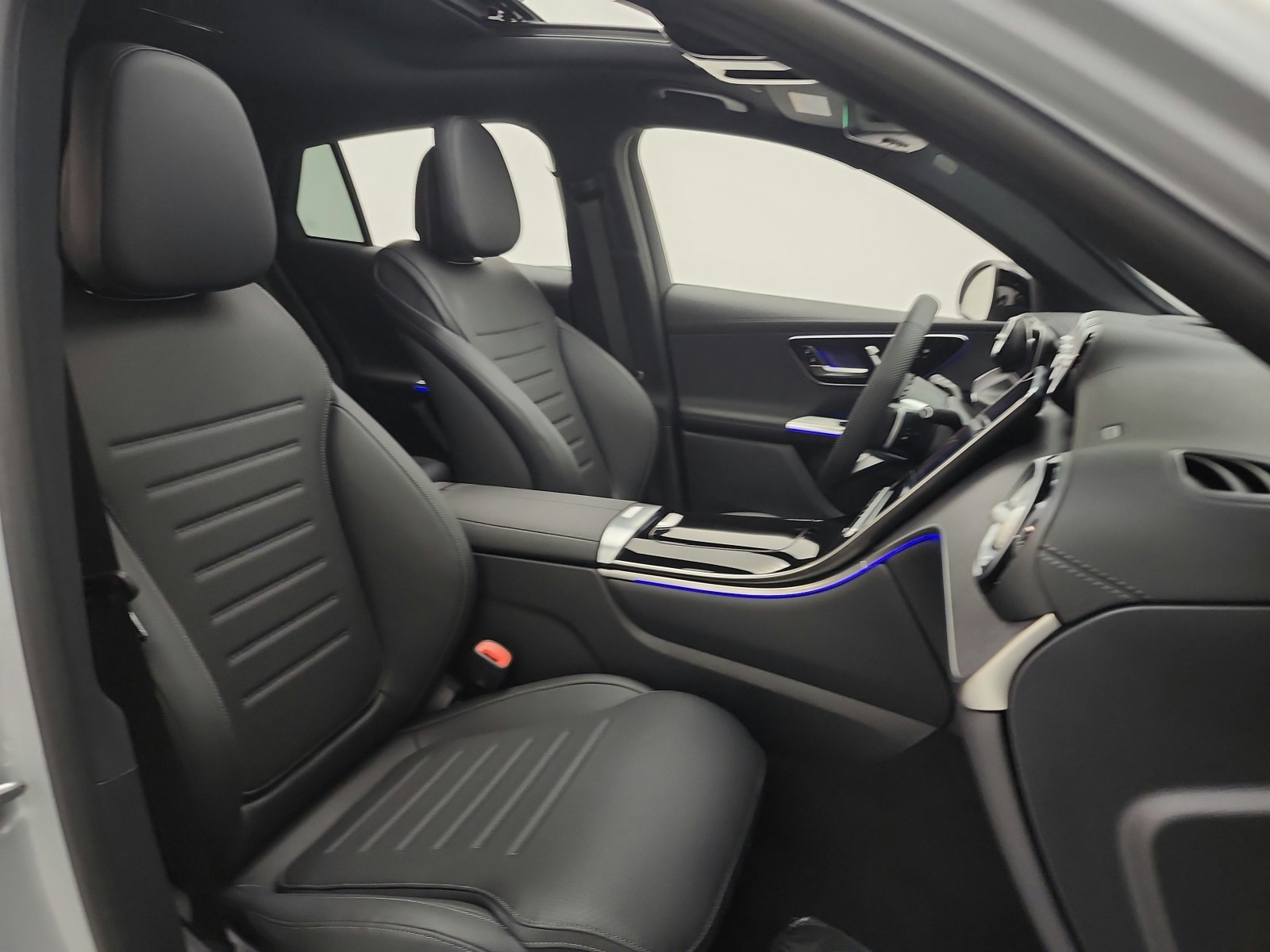 New 2026 MANUFAKTUR Alpine Grey Mercedes-Benz GLC 300 image 23