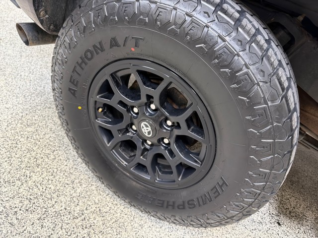 2022 Toyota Tacoma 4WD SR5 4WD V6 in , 