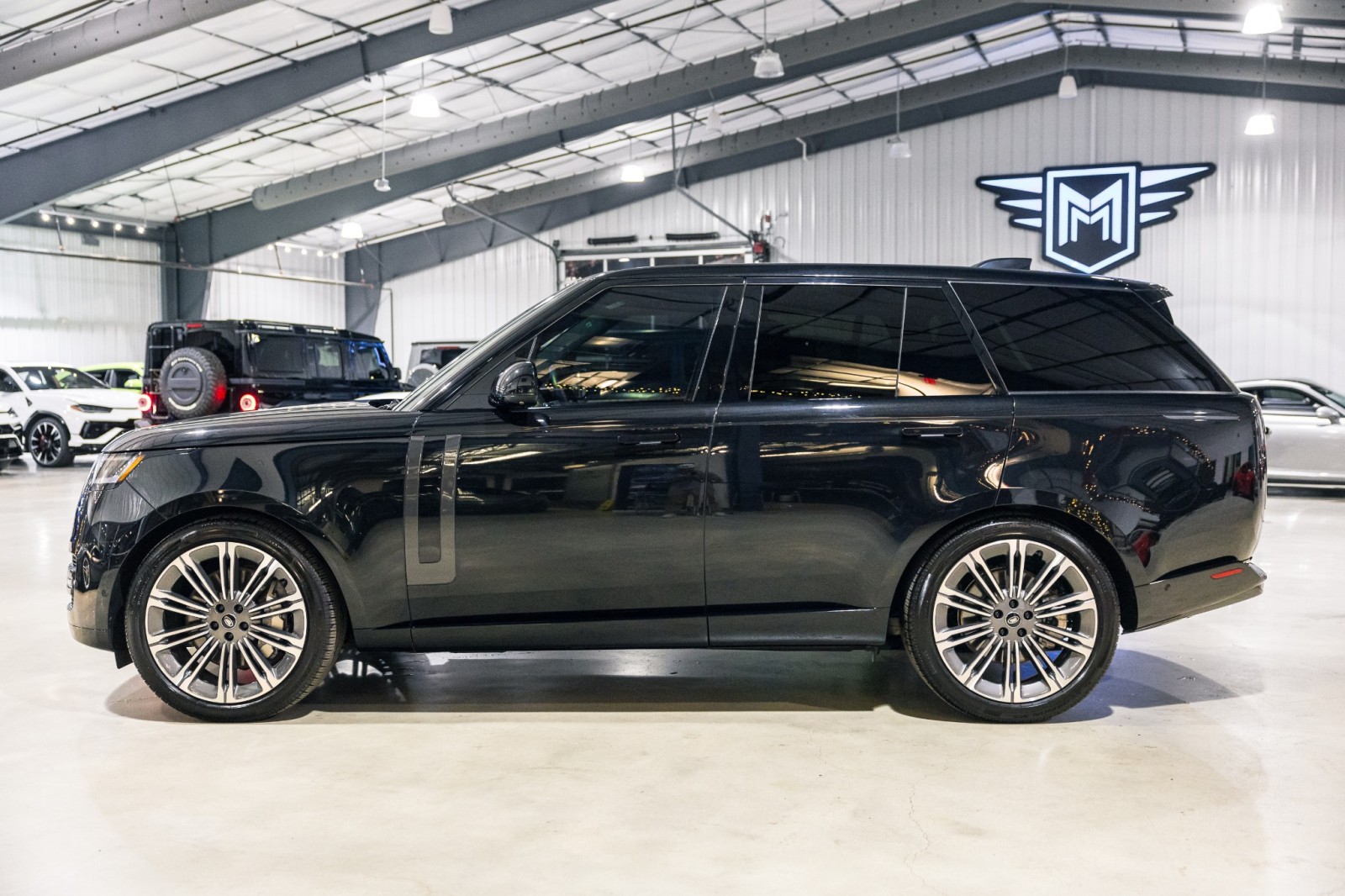 Used Car 2025 Land Rover Range Rover  Se For Sale Under $140,000 In Boerne, Texas