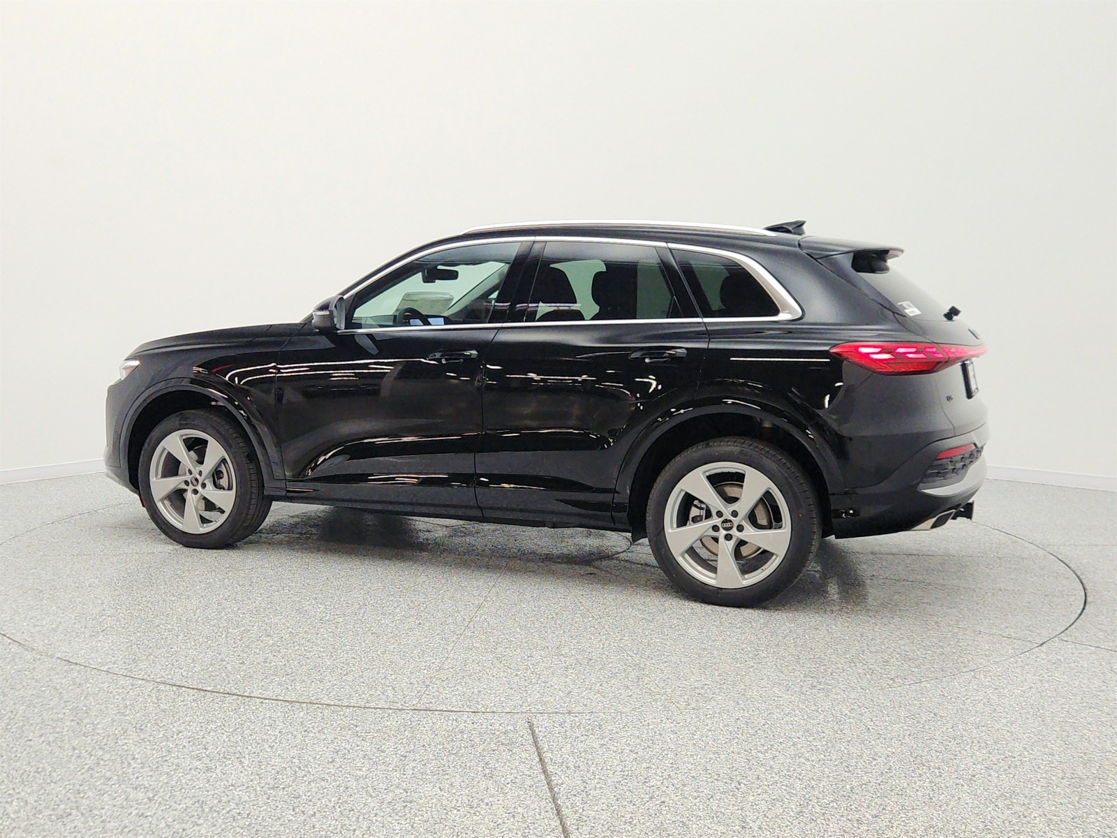 New 2026 Mythos Black Metallic Audi Premium Plus 2.0 TFSI quattro image 15