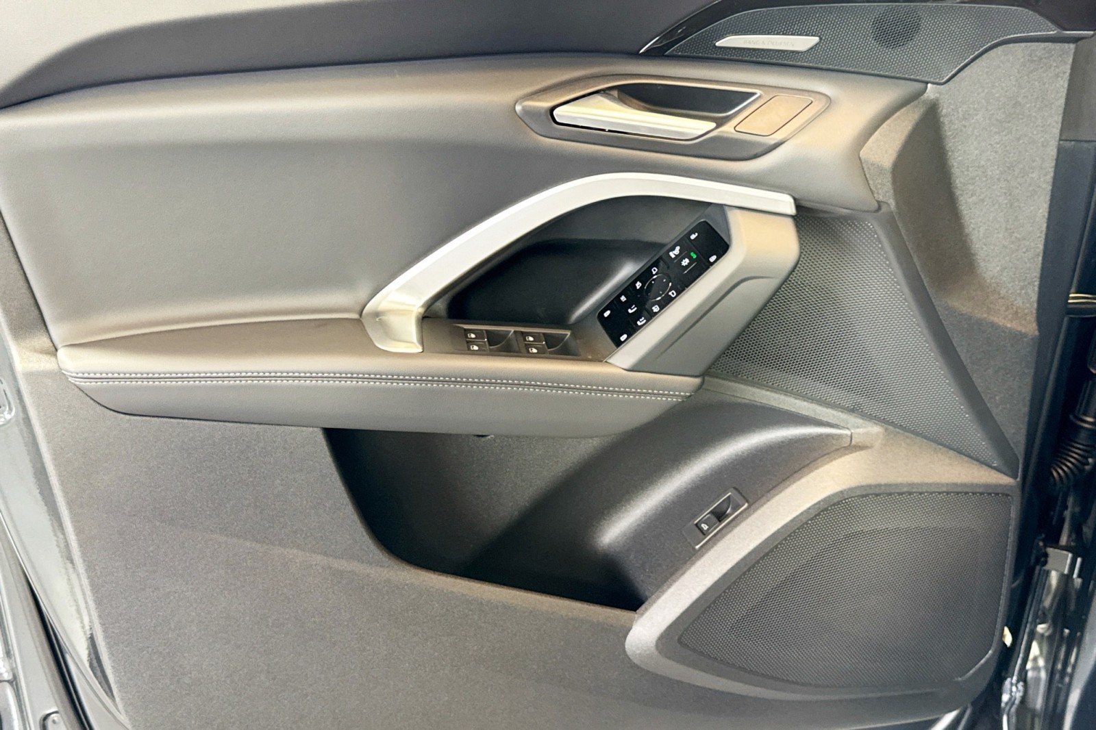 New 2025 Tambora Gray Metallic Audi Premium Plus 2.0 TFSI quattro image 15