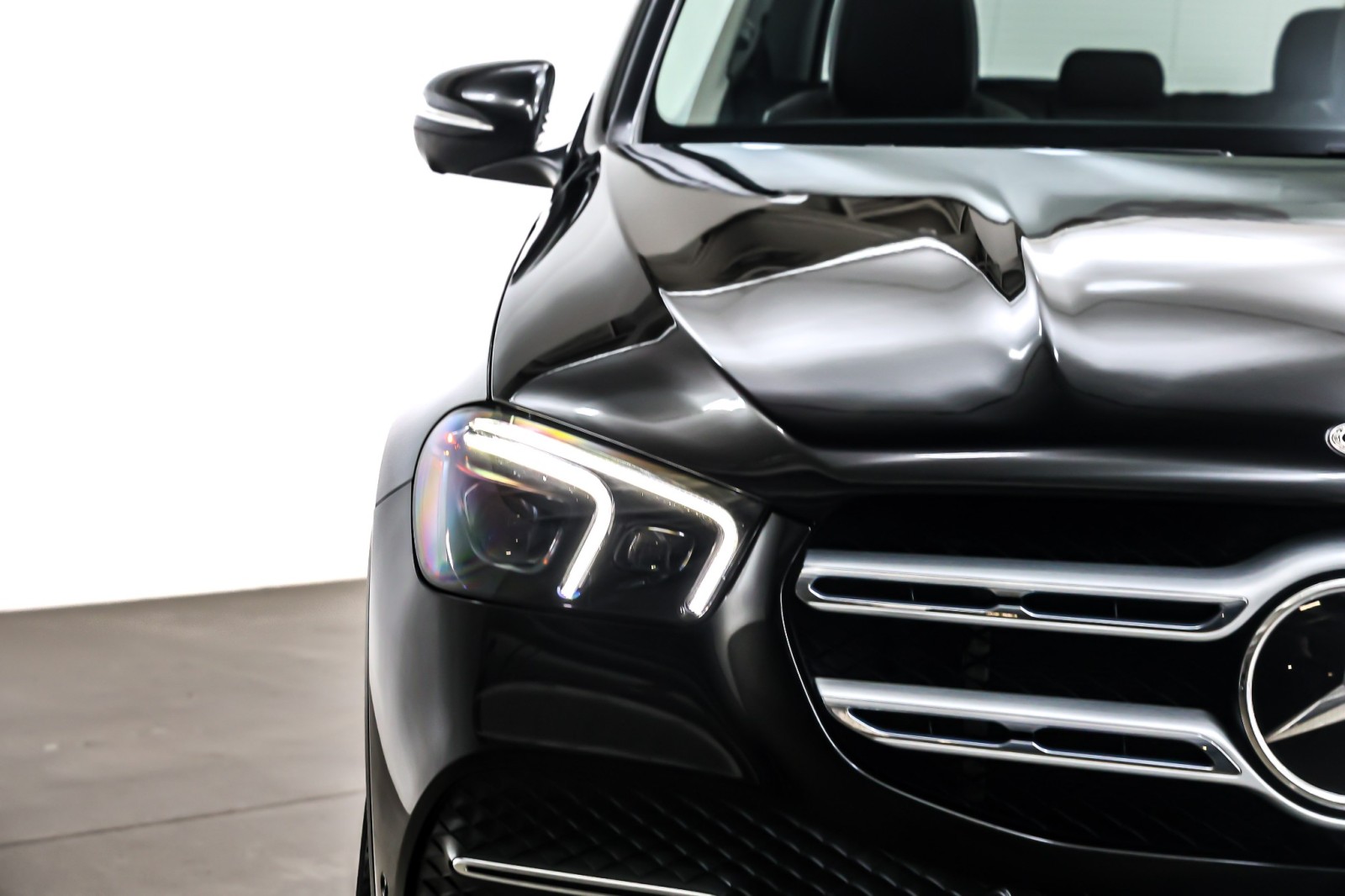 Certified Used 2023 Black Mercedes-Benz GLE 450 4MATIC® SUV image 26