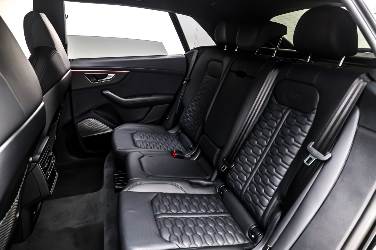 New 2026 Mythos Black Metallic Audi performance quattro image 8