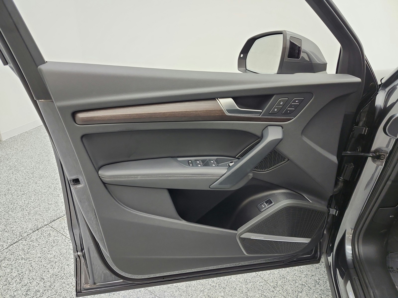 Used 2023 Daytona Gray Pearl Effect Audi S line Premium Plus 45 TFSI quattro image 14