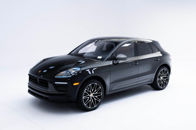 2025  Macan T in , 