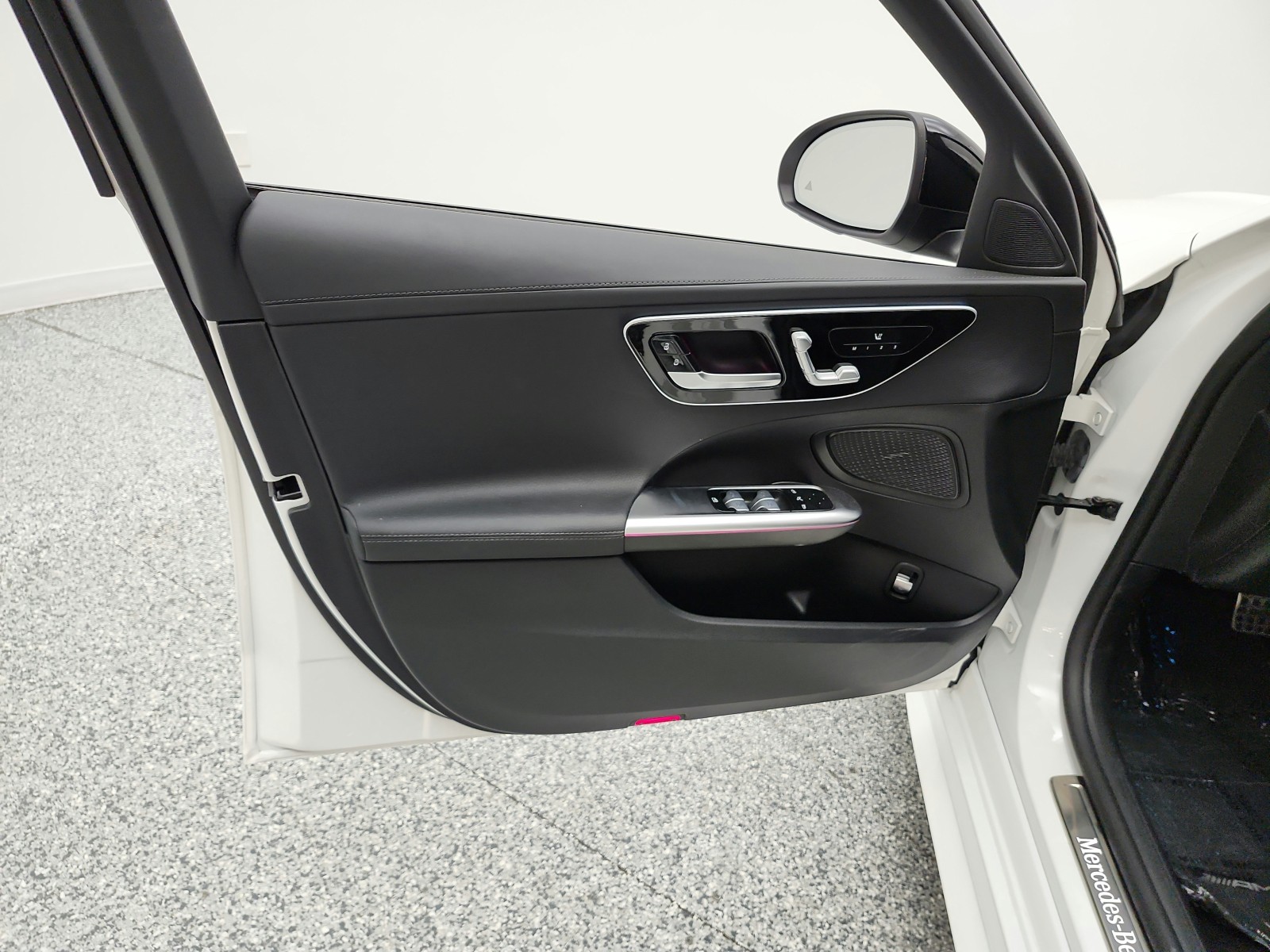 Used 2022 Polar White Mercedes-Benz C 300 Sedan image 15