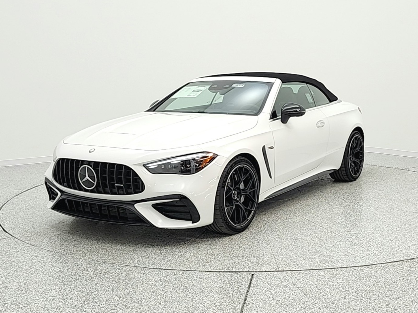 New 2026 MANUFAKTUR Moonlight White Metallic Mercedes-Benz AMG® CLE 53 4MATIC+ Cabriolet image 9