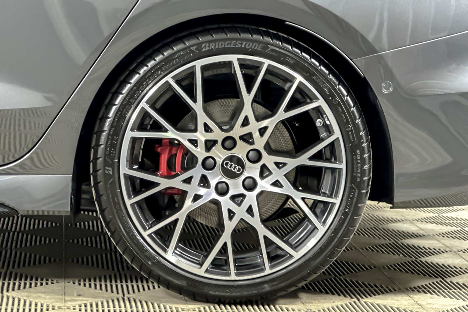 New 2026 Daytona Gray Pearl Effect Audi quattro image 22