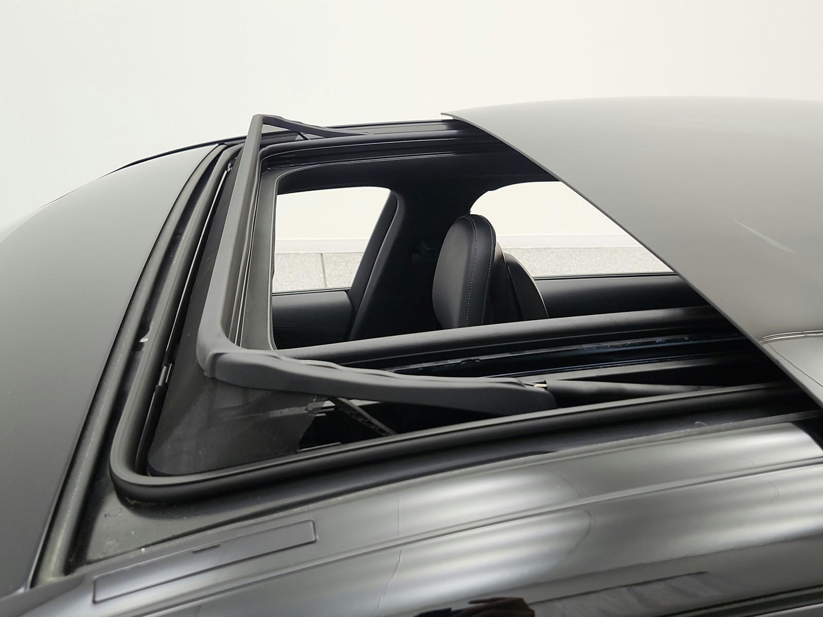 Used 2022 Black Mercedes-Benz C 300 Sedan image 15