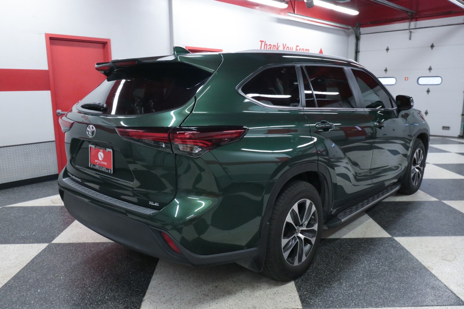 Used Car 2024 Toyota Highlander  Xle For Sale Under $40,000 In Austin, Texas