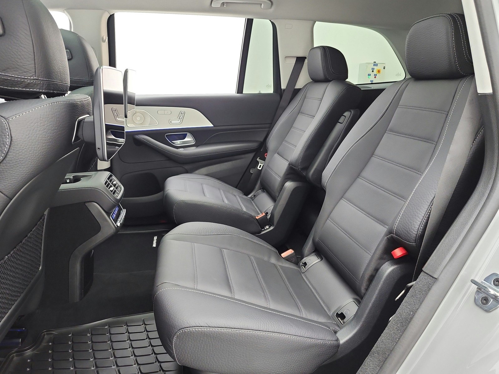 New 2026 MANUFAKTUR Alpine Grey Mercedes-Benz GLS 450 4MATIC® SUV image 11