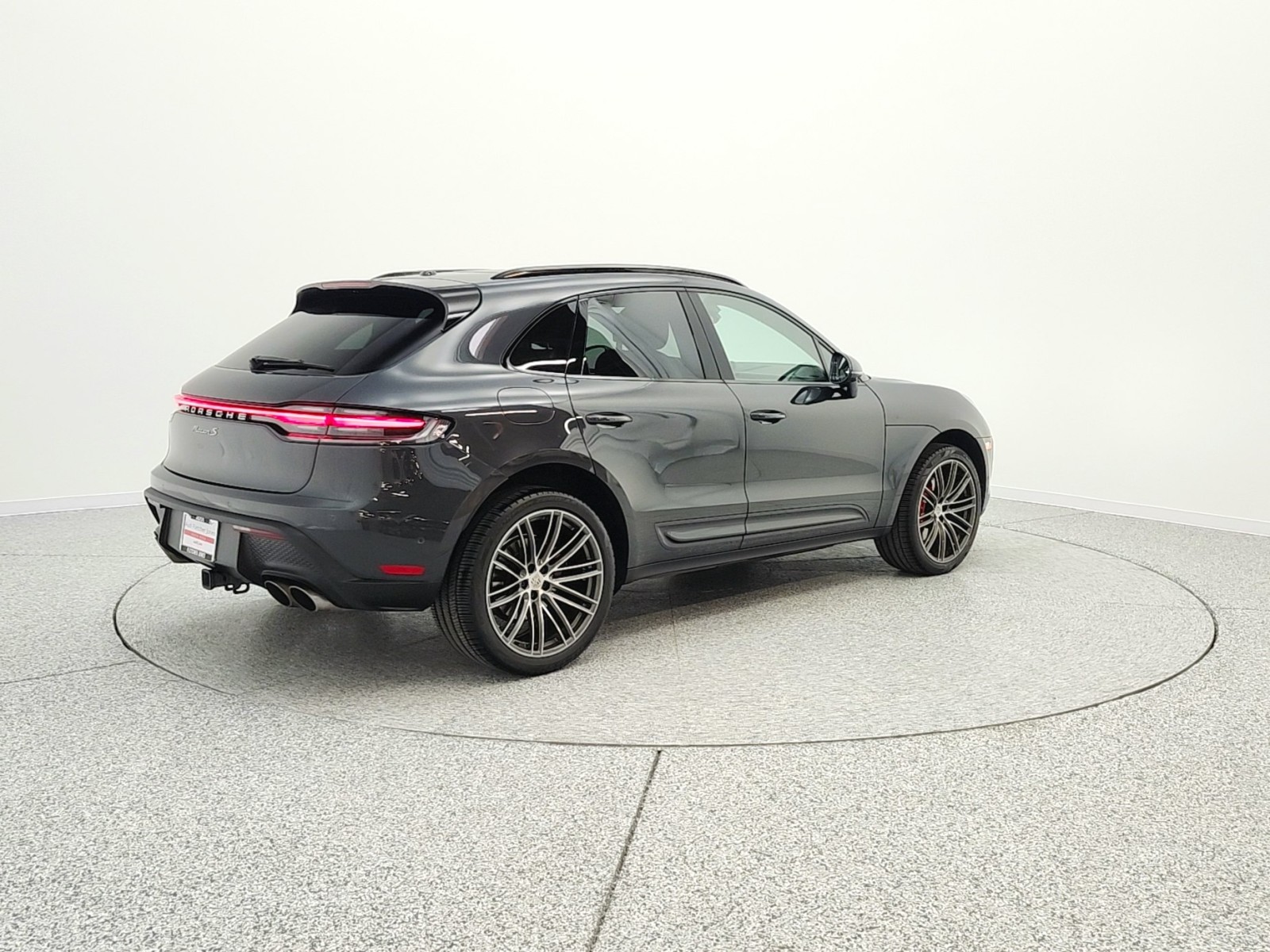 Used 2023 Volcano Grey Metallic Porsche S AWD image 5