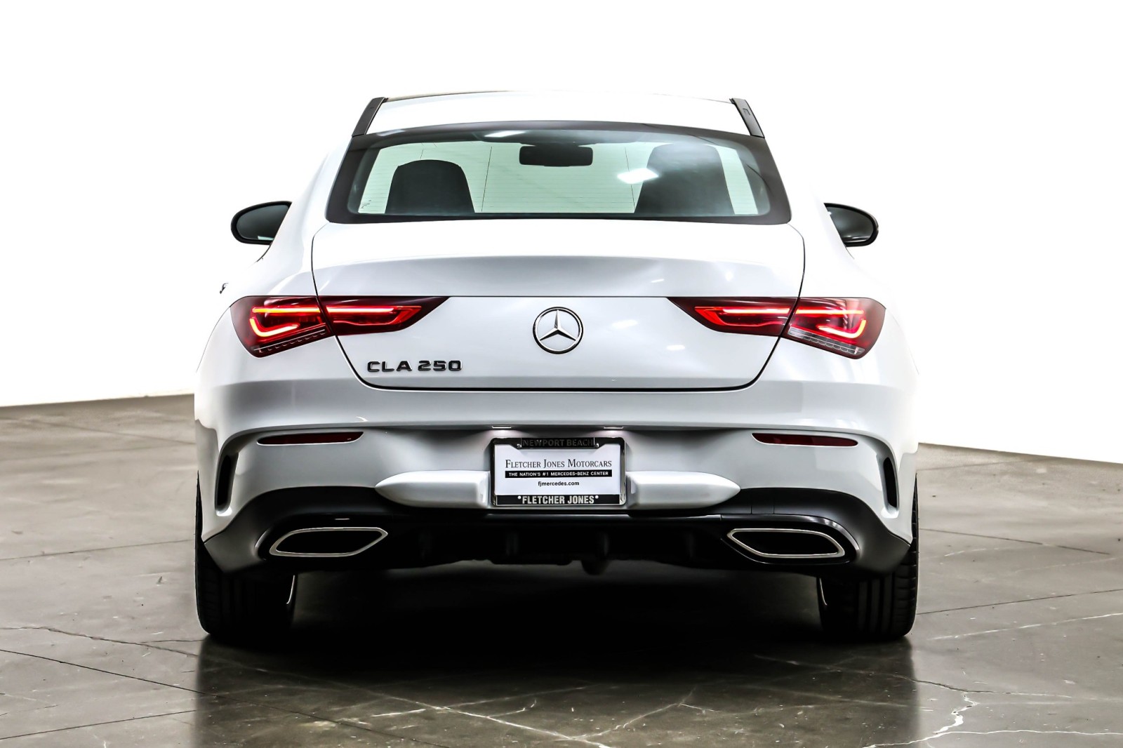 Used 2023 Digital White Metallic Mercedes-Benz CLA 250 Coupe image 4