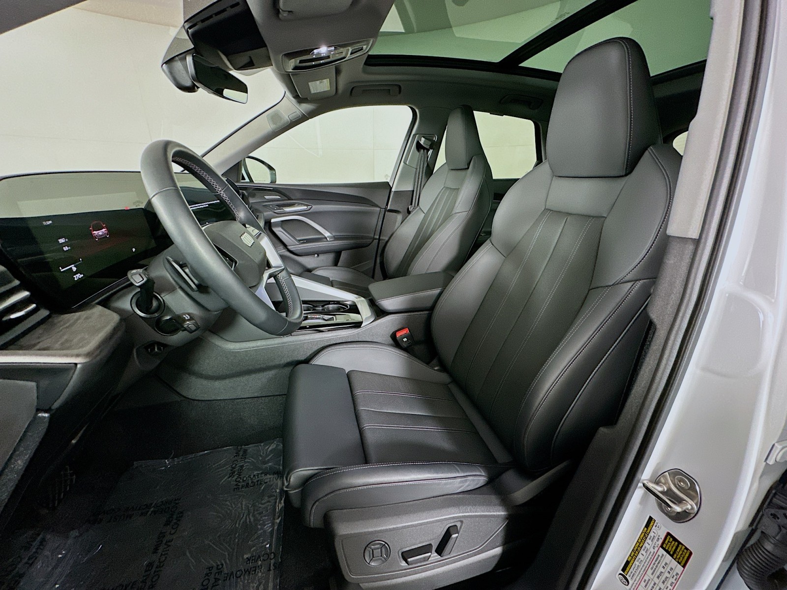 Used 2025 Glacier White Metallic Audi Premium Plus image 18