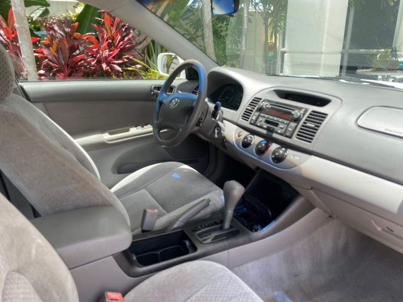 2003 Toyota Camry LE LOW MILES 61,005 in , 