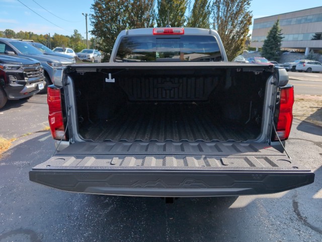 2024 Chevrolet Colorado 4WD Z71 8