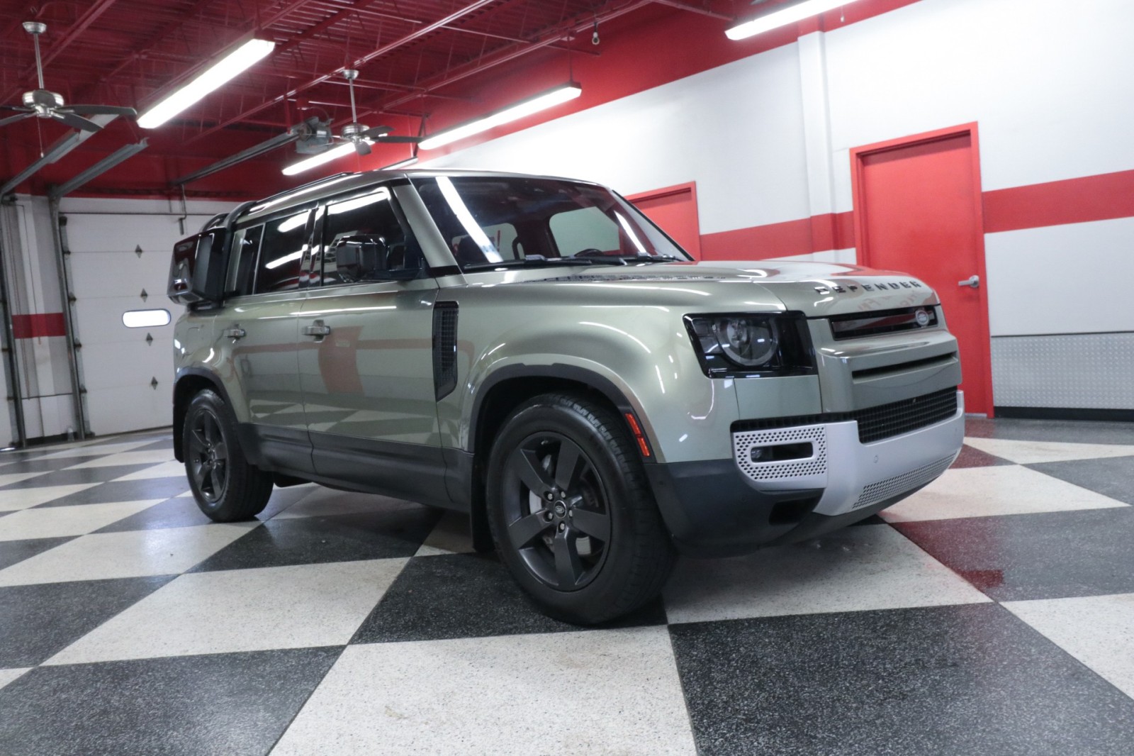 Used Car 2020 Land Rover Defender  Se For Sale Under $40,000 In Austin, Texas