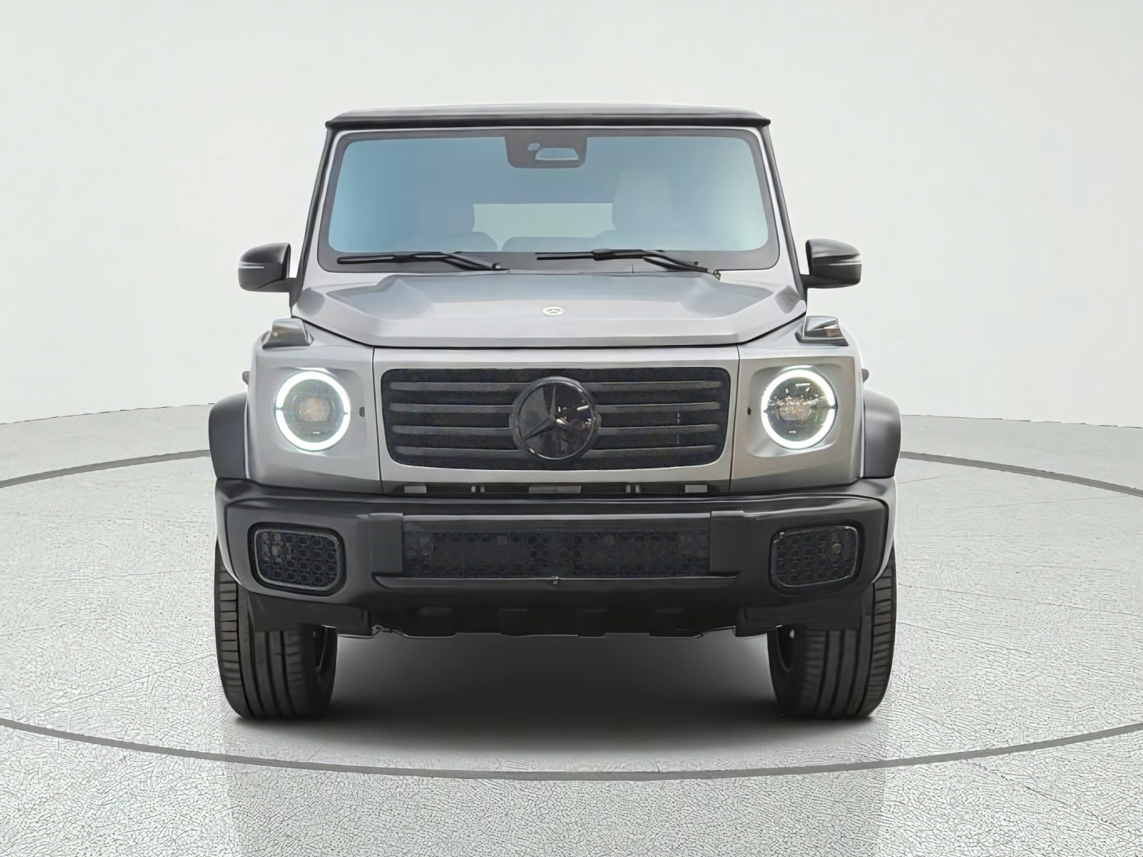 New 2027 MANUFAKTUR Platinum magno Mercedes-Benz G 580e SUV image 2