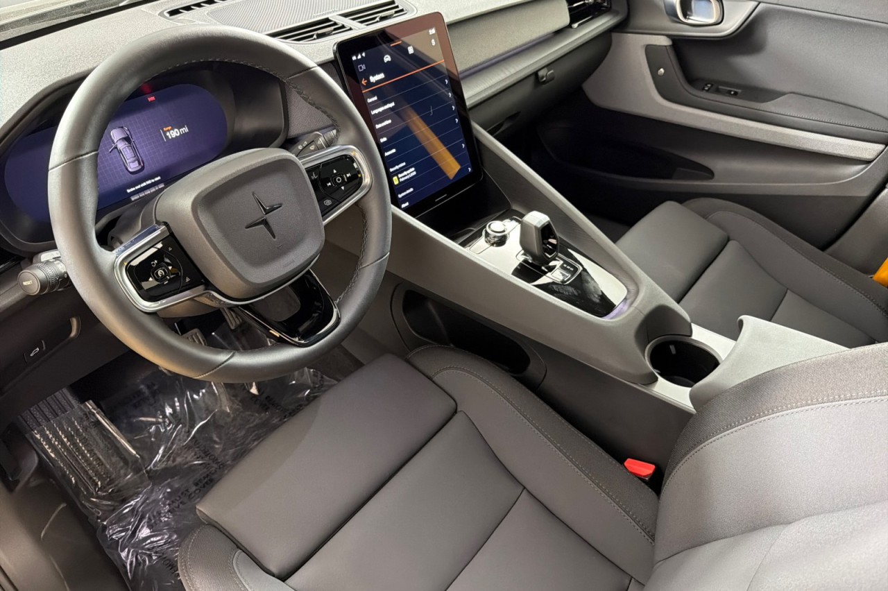 Used 2023 WHITE Polestar Performance image 9