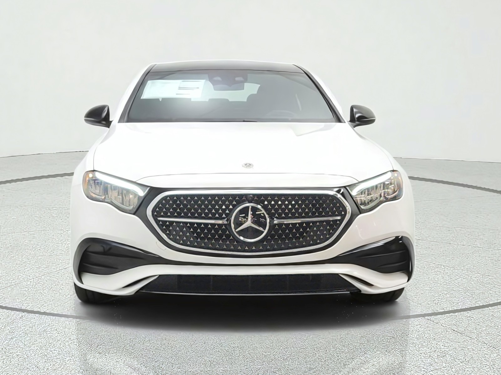 New 2027 Polar White Mercedes-Benz E 350 RWD Sedan image 2