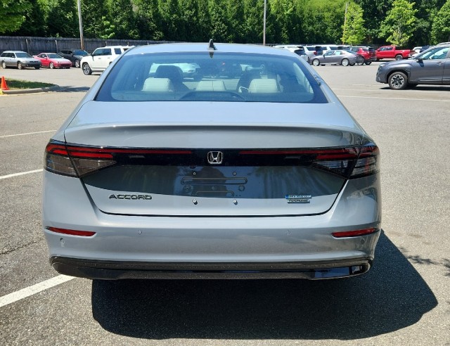 HondaAccord Hybrid6