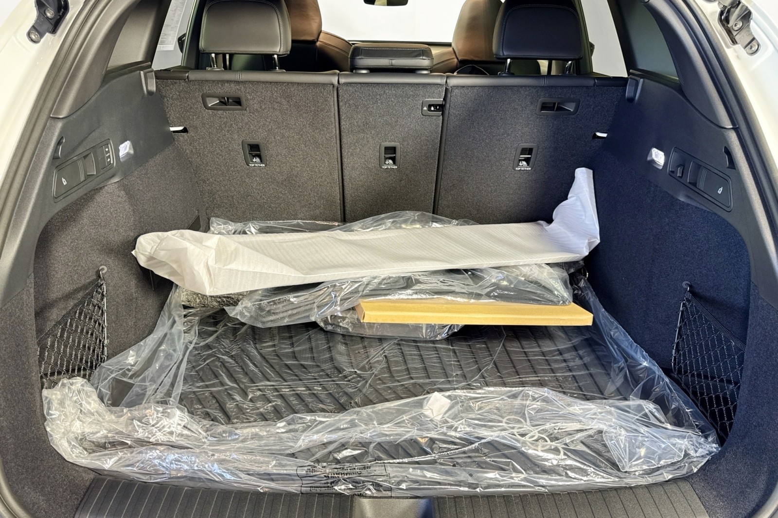 New 2025 Glacier White Metallic Audi Prestige quattro image 23