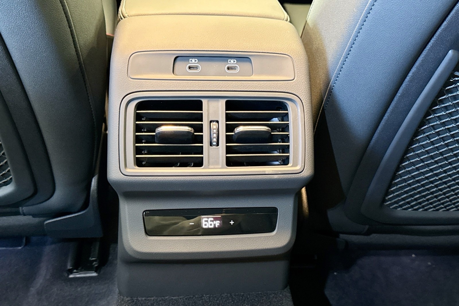 New 2025 Daytona Gray Pearl Effect Audi Premium Plus 3.0 TFSI quattro image 22