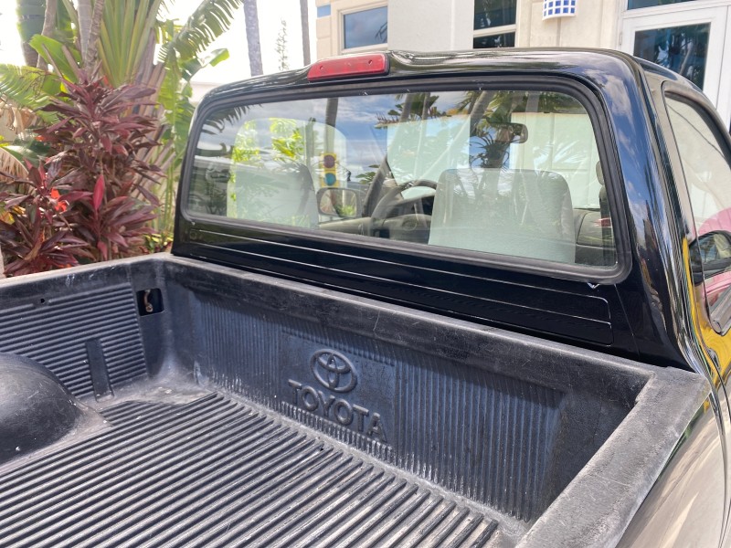 2002 Toyota Tacoma 1 OWNER AUTO AC 4 CYL in , 