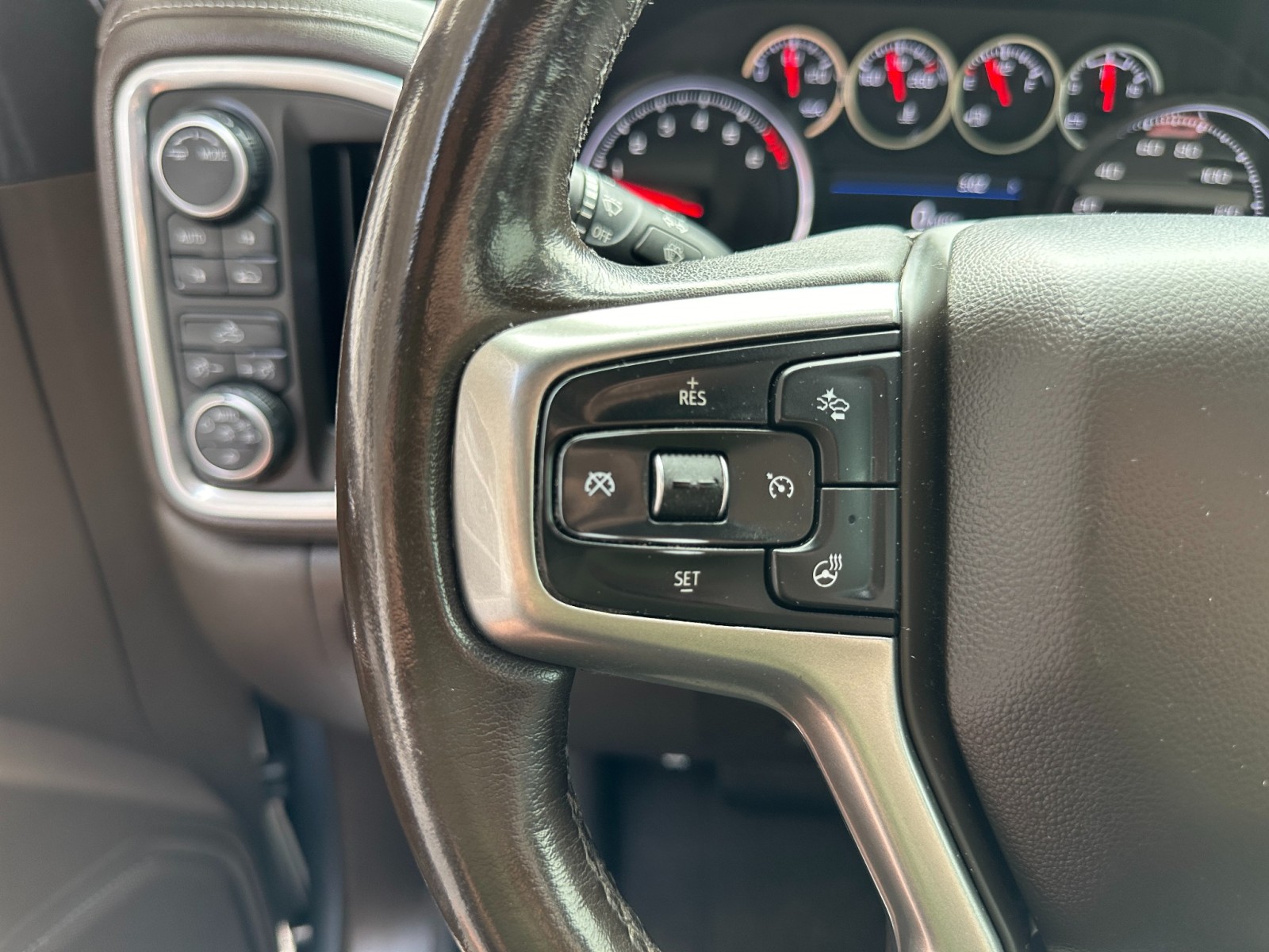 2021 Chevrolet Silverado 1500 LT 18