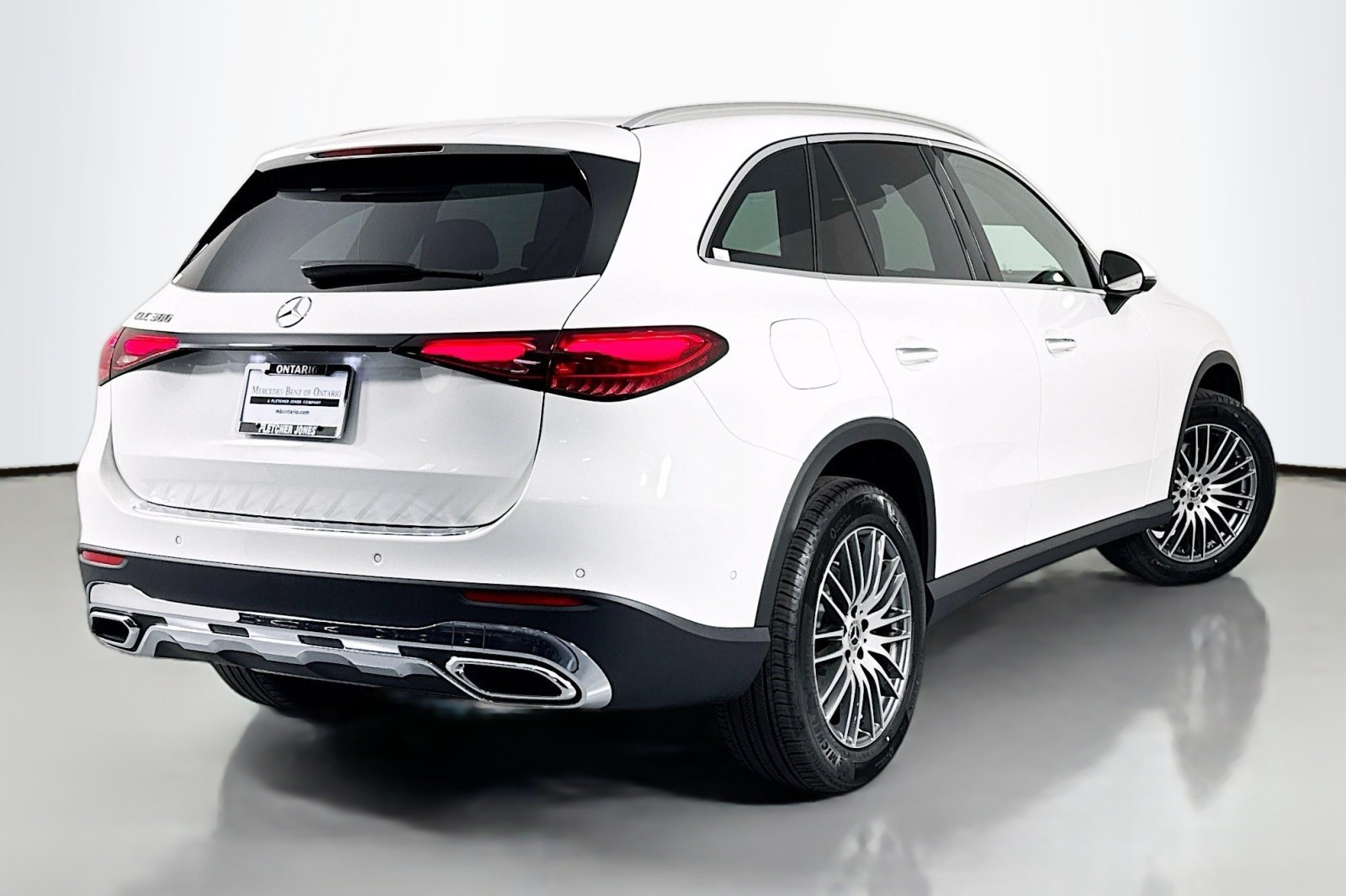New 2026 Polar White Mercedes-Benz GLC 300 SUV image 7
