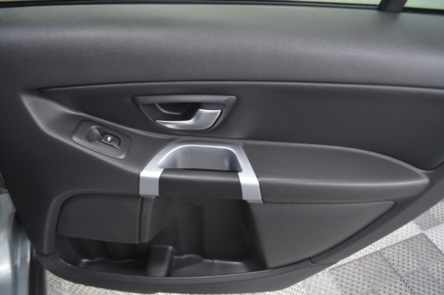 Used 2013 Volvo XC90 Platinum SUV for sale in Geneva NY