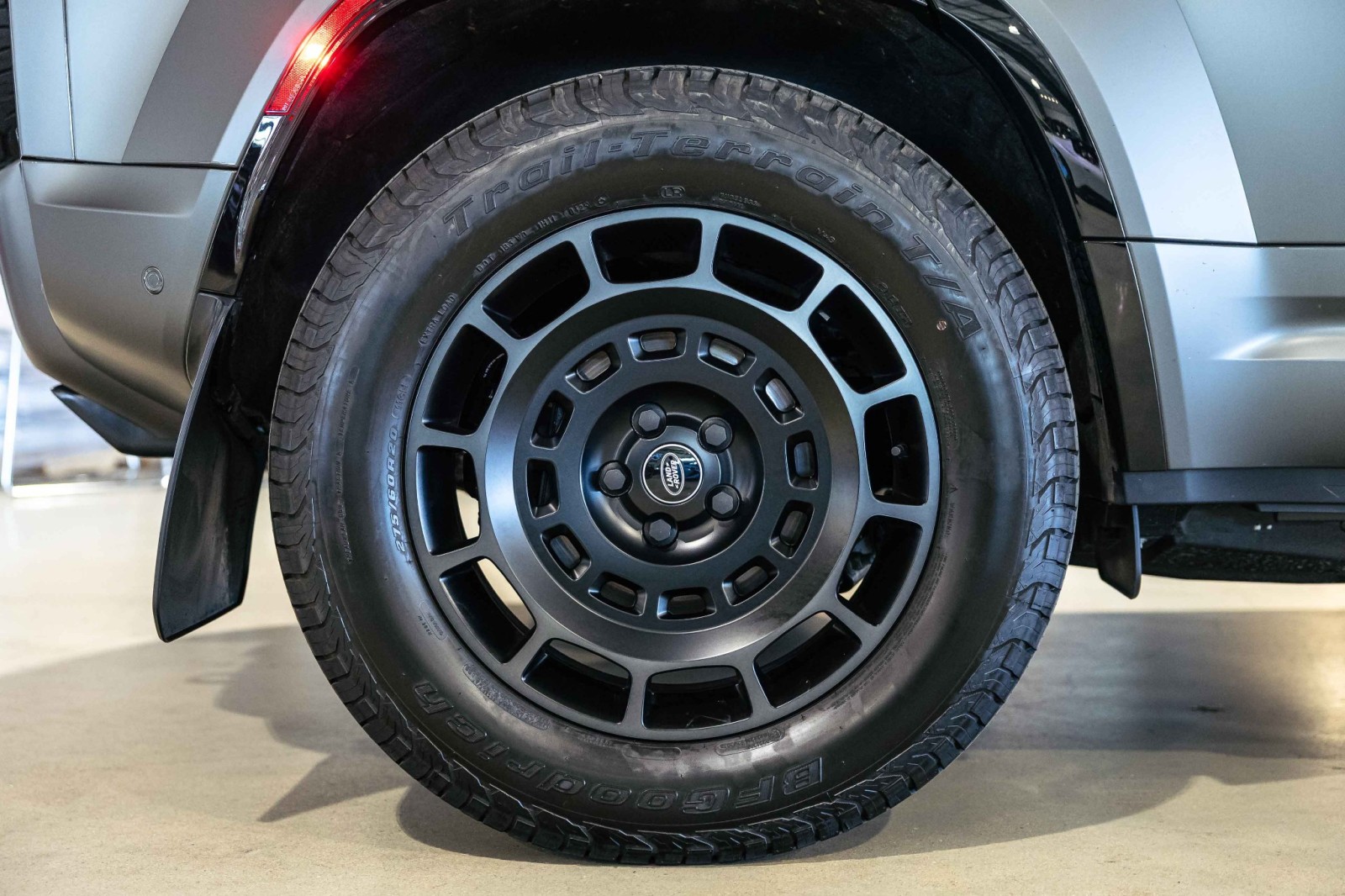 Used Car 2025 Land Rover Defender  Octa Edition One For Sale Under $180,000 In Boerne, Texas