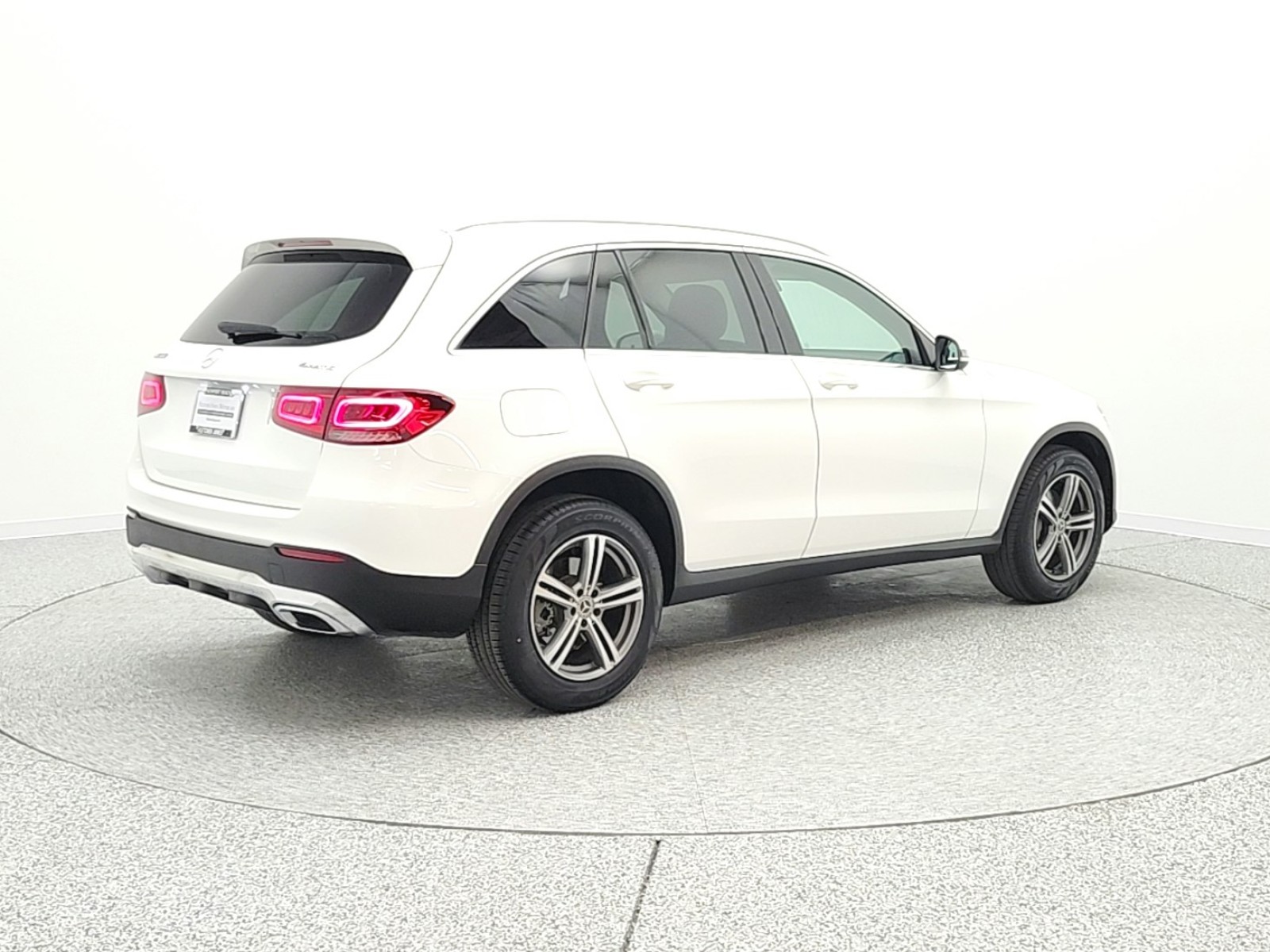 Used 2020 Polar White Mercedes-Benz GLC 300 4MATIC® SUV image 5