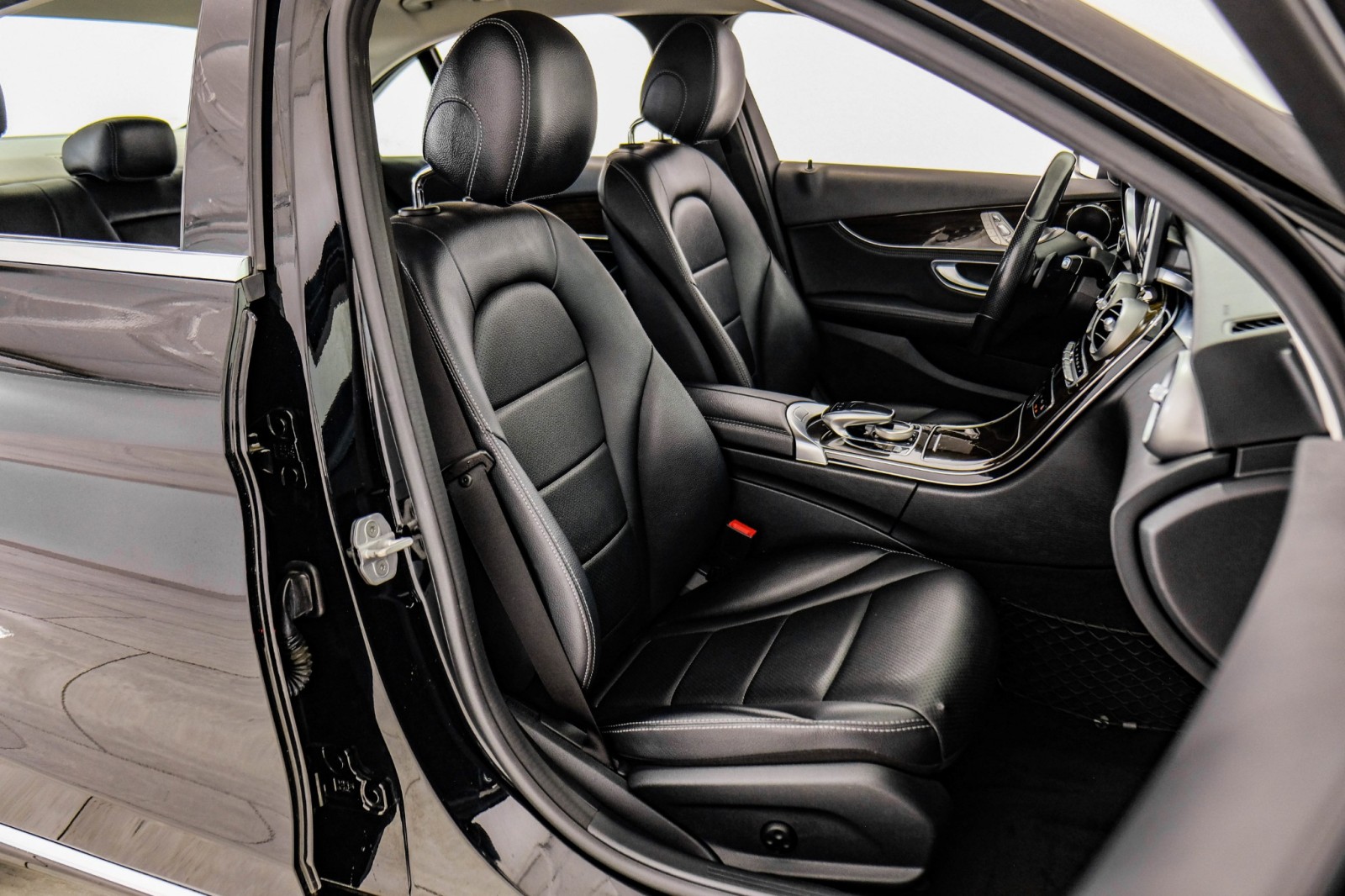 2015 Mercedes-Benz C300 SPORT BLIND SPOT ASSIST NAVIGATION LEATHER SEATS R 33