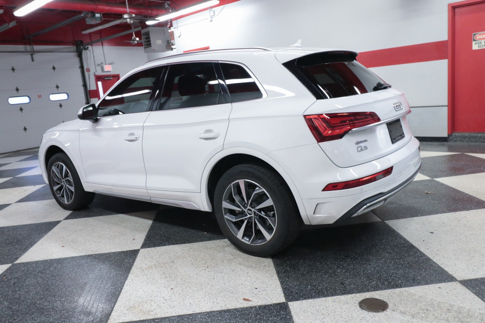 Used Car 2021 Audi Q5  Premium Plus For Sale Under $30,000 In Austin, Texas
