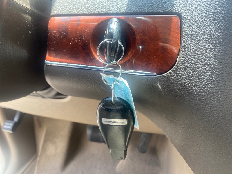 2012 Chrysler Town & Country 1 OWNER LOW MILES 58.411 in , 