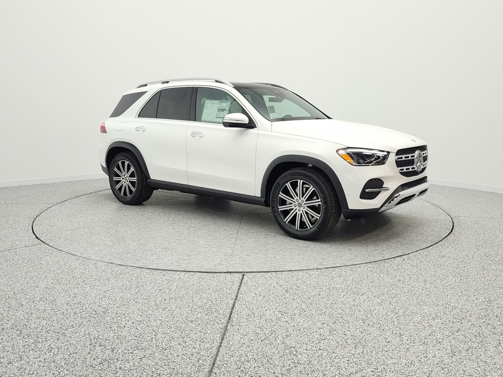 New 2026 Polar White Mercedes-Benz GLE 350 image 3