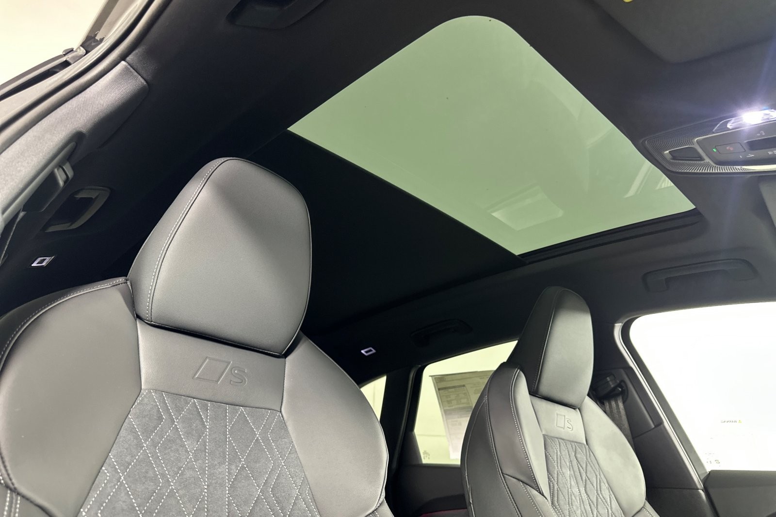 New 2026 Daytona Gray Pearl Effect Audi Premium Plus 3.0 TFSI quattro image 16