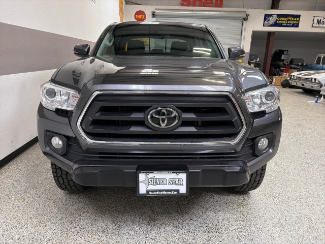 2022 Toyota Tacoma 4WD SR5 4WD V6 in , 