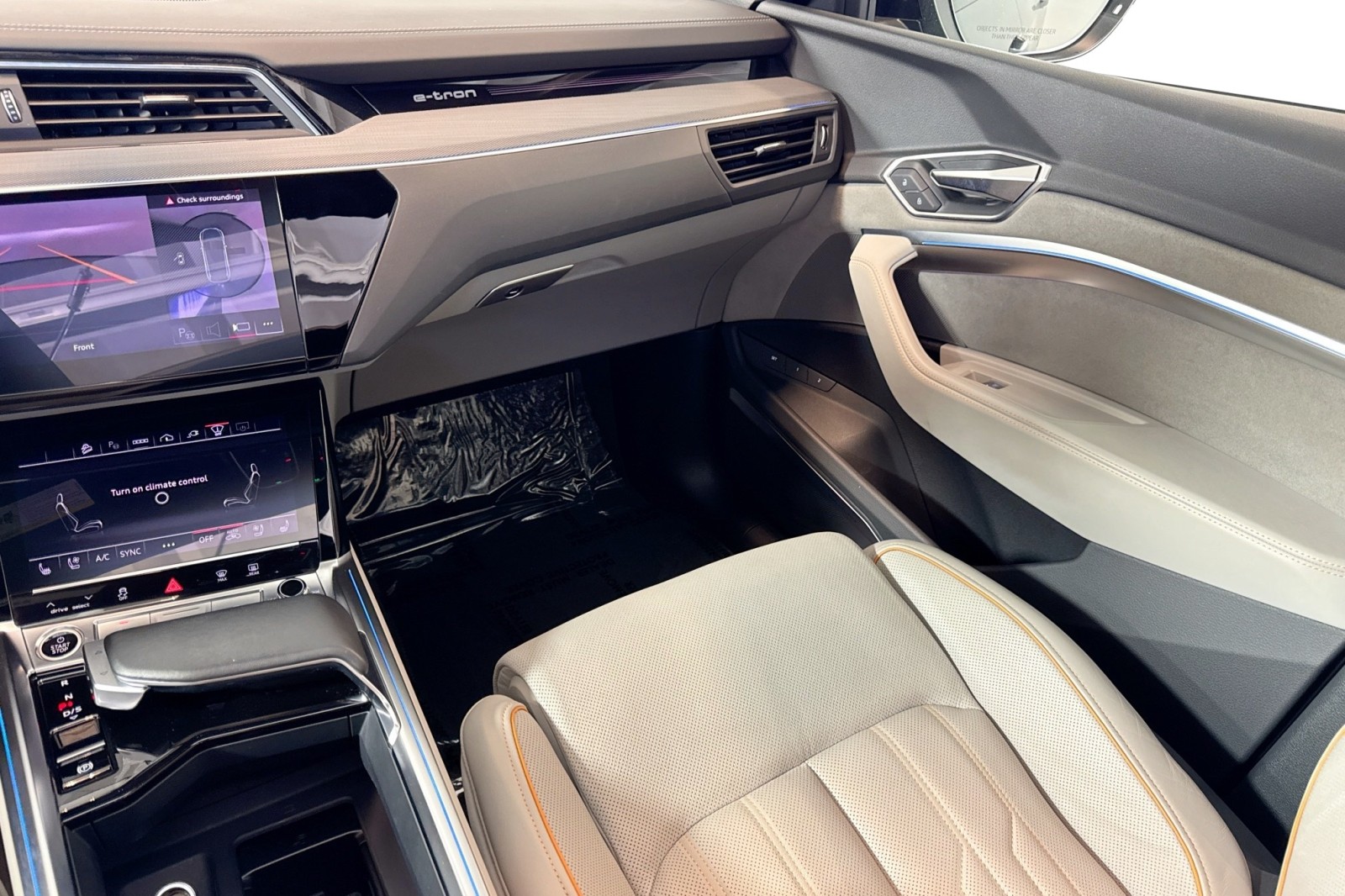 Used 2024 Daytona Gray Pearl Effect Audi Prestige image 22