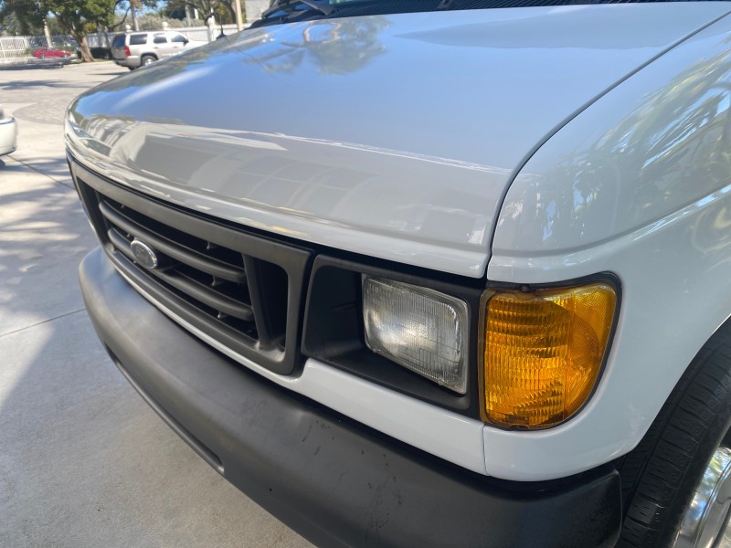 2003 Ford Econoline Cargo Van E 250 SUPER CARGO LOW MILES 67,419 in , 