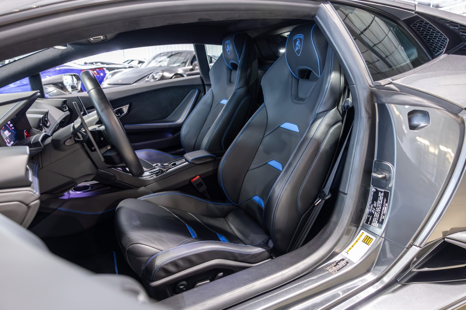 Used Car 2021 Lamborghini Huracan Evo  For Sale Under $270,000 In Boerne, Texas