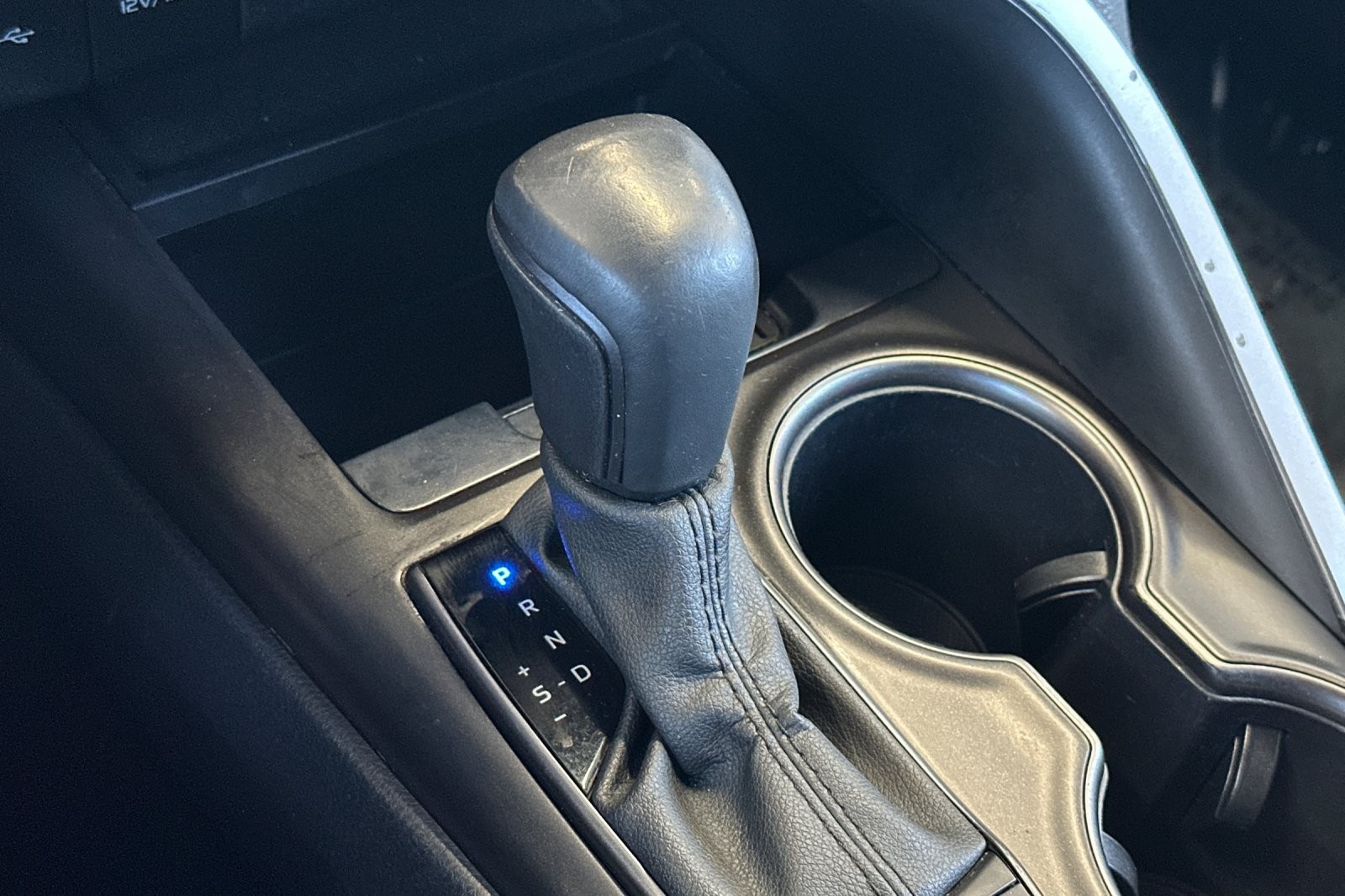 Certified Used 2024 MIDNIGHT BLACK Toyota SE image 19