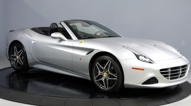 2016 Ferrari California T 8