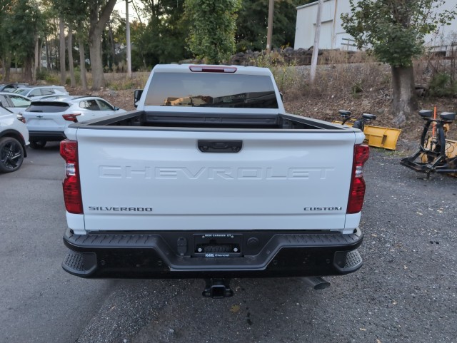 2025 Chevrolet Silverado 2500HD Custom 13