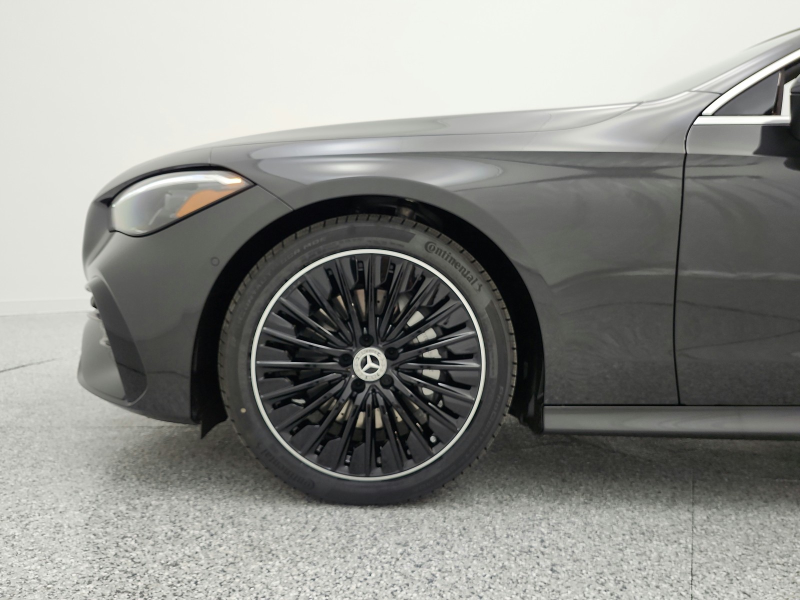 New 2026 Graphite Grey Metallic Mercedes-Benz CLE 300 image 16